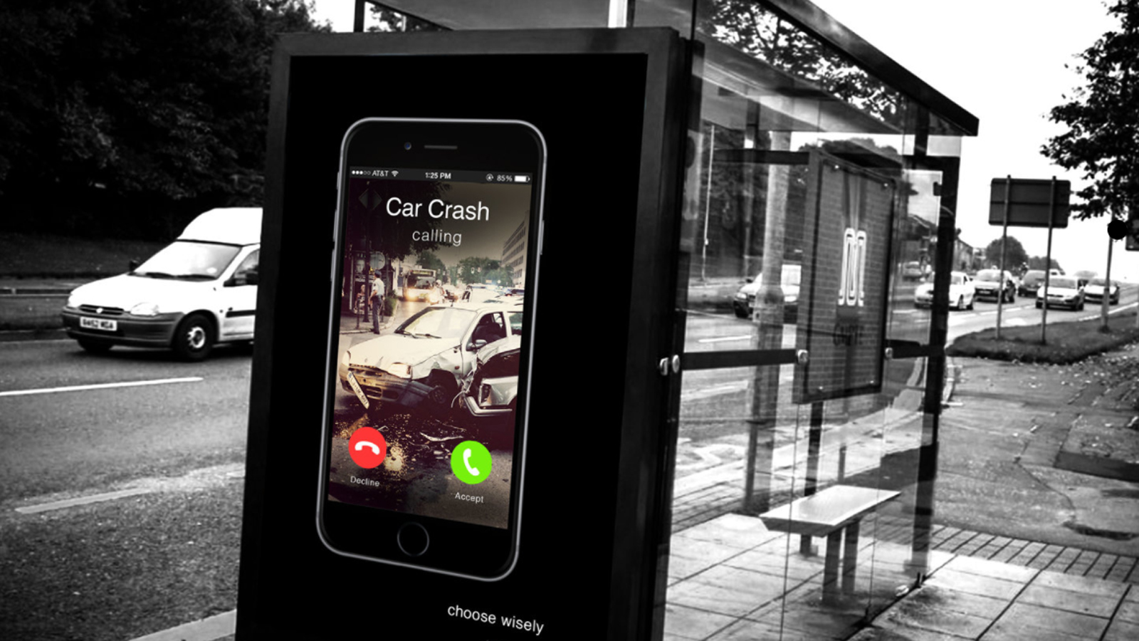 800 θανατηφόρα τροχαία από χρήση κινητού κάθε χρόνο